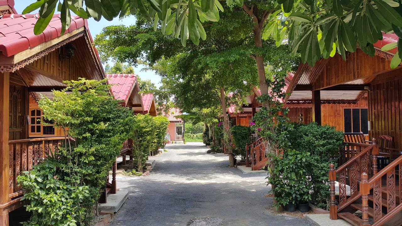 Hua Hin Lap Lae Resort Esterno foto